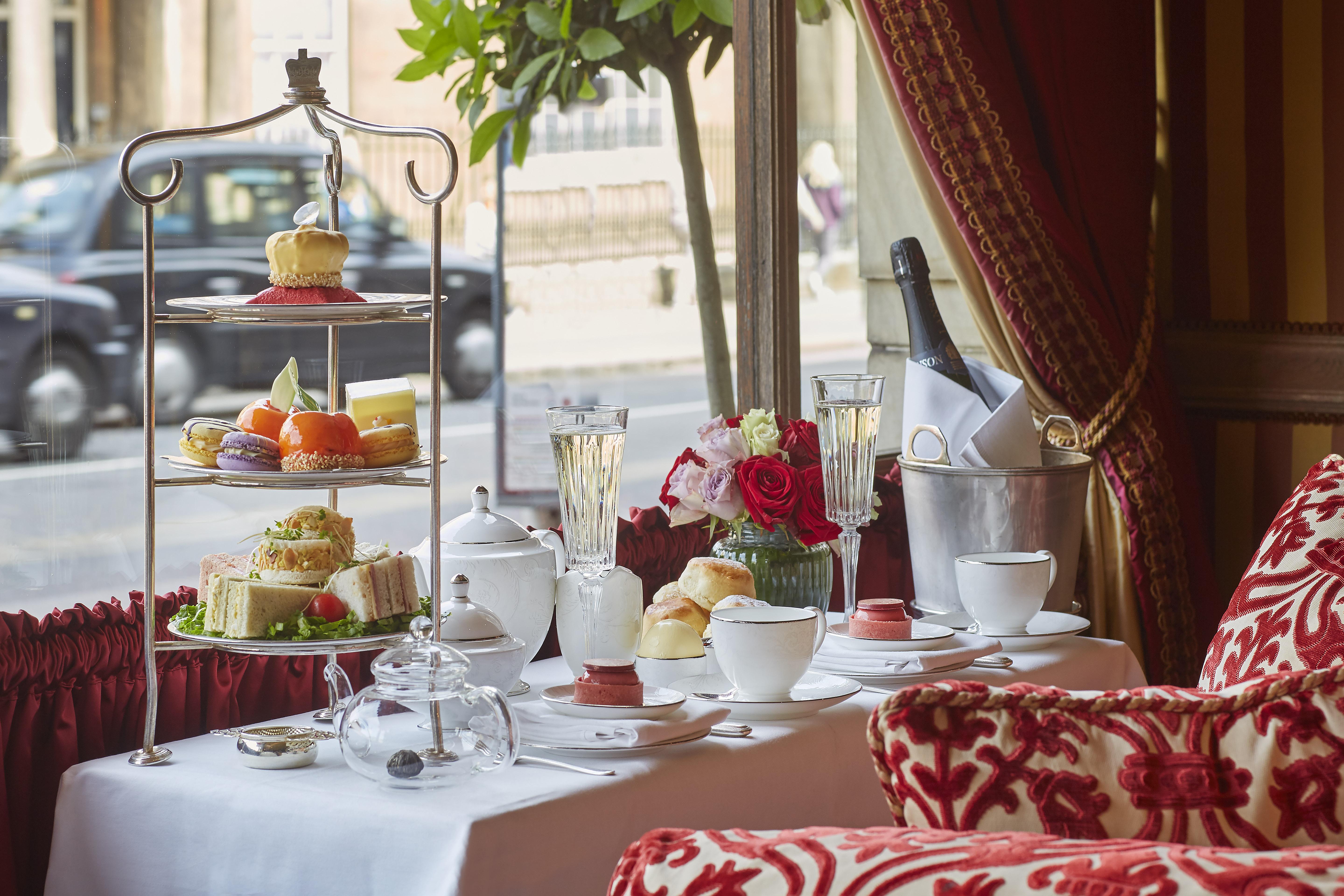 Rubens At The Palace London Ngoại thất bức ảnh Afternoon tea at the Ritz