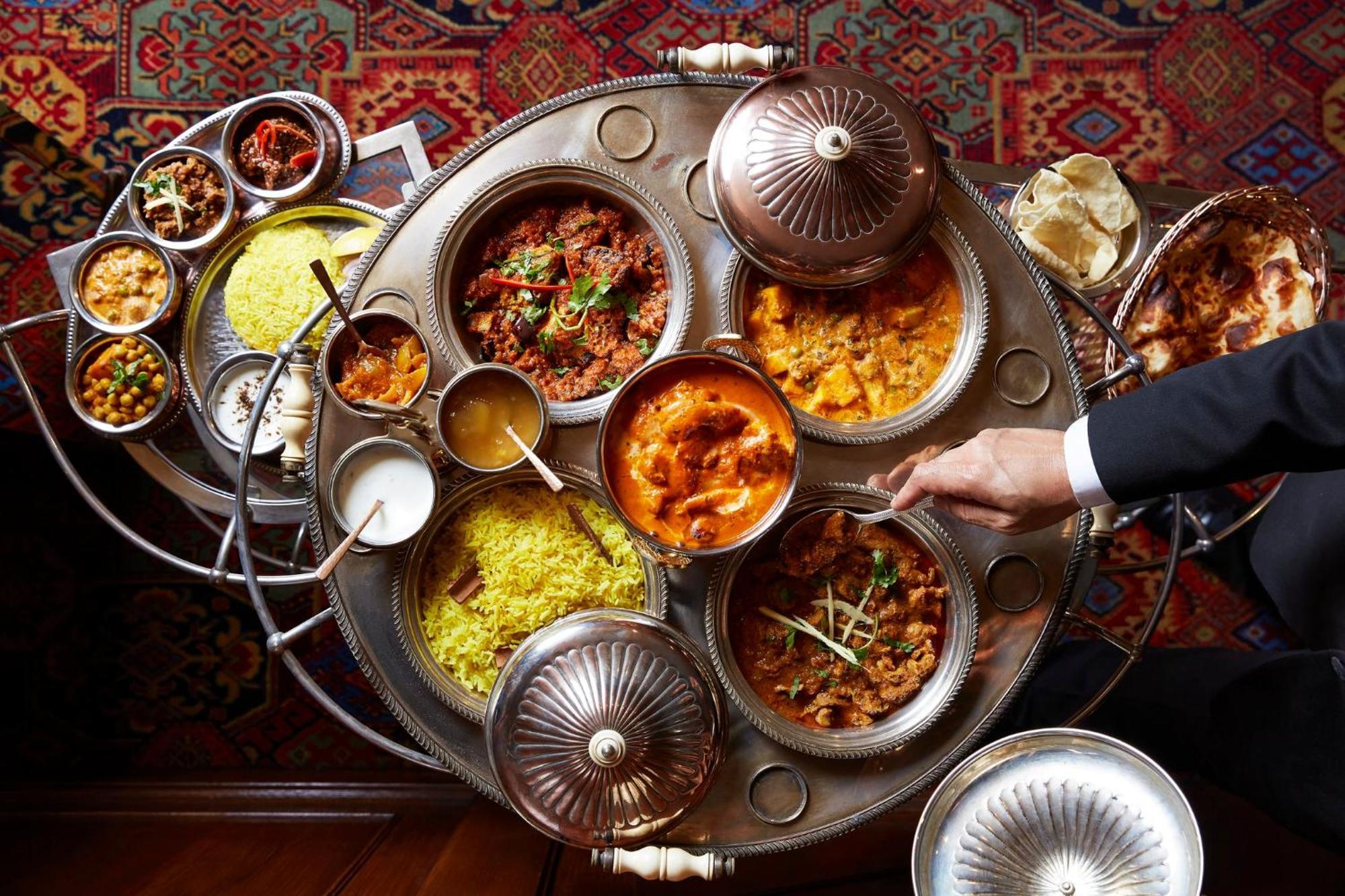 Rubens At The Palace London Ngoại thất bức ảnh Indian cuisine