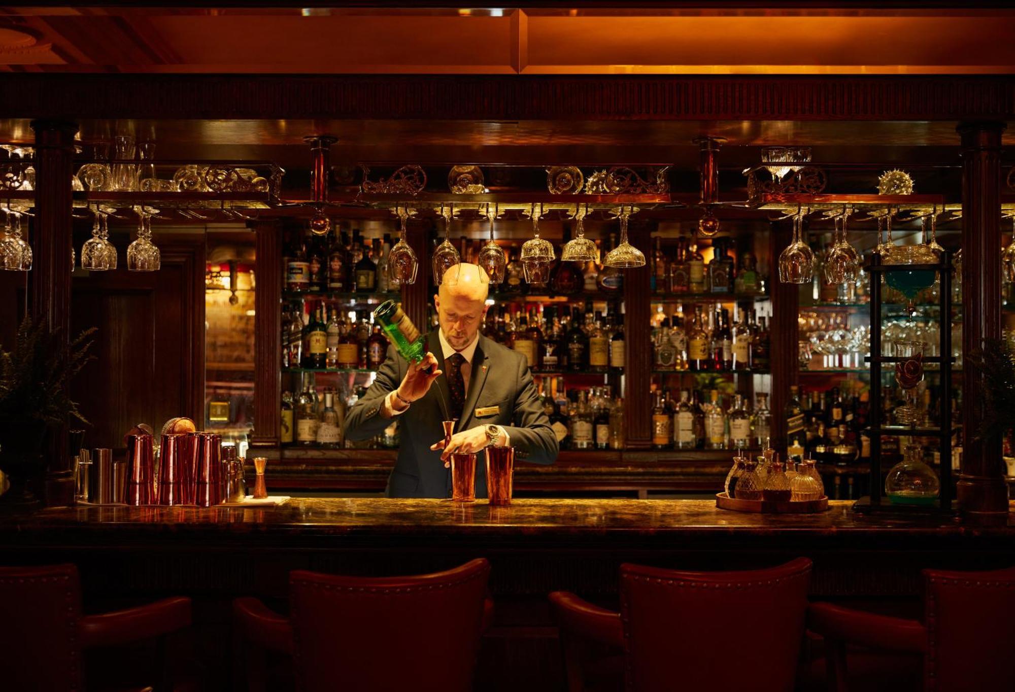 Rubens At The Palace London Ngoại thất bức ảnh The bar at the St Regis New York